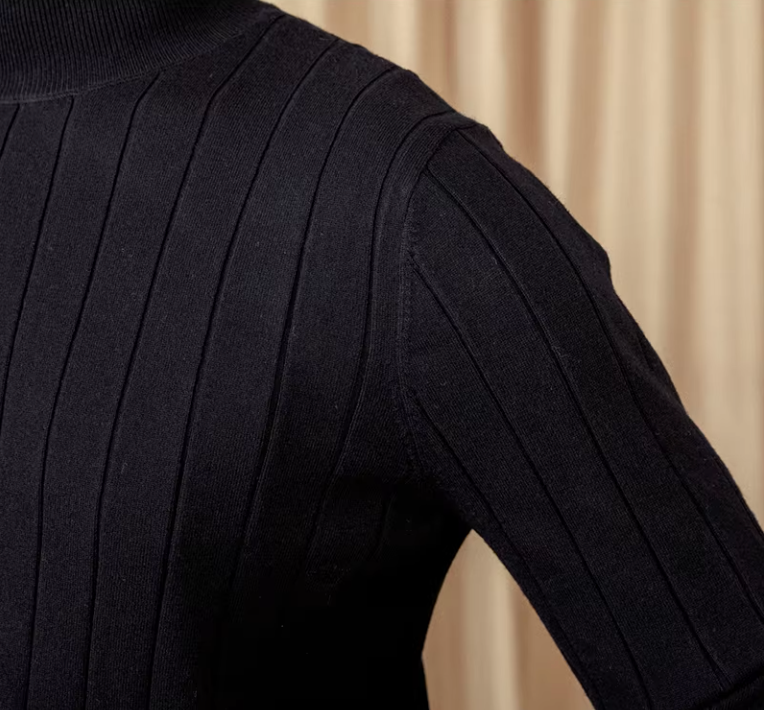 VIOLA MOCK NECK SWEATER