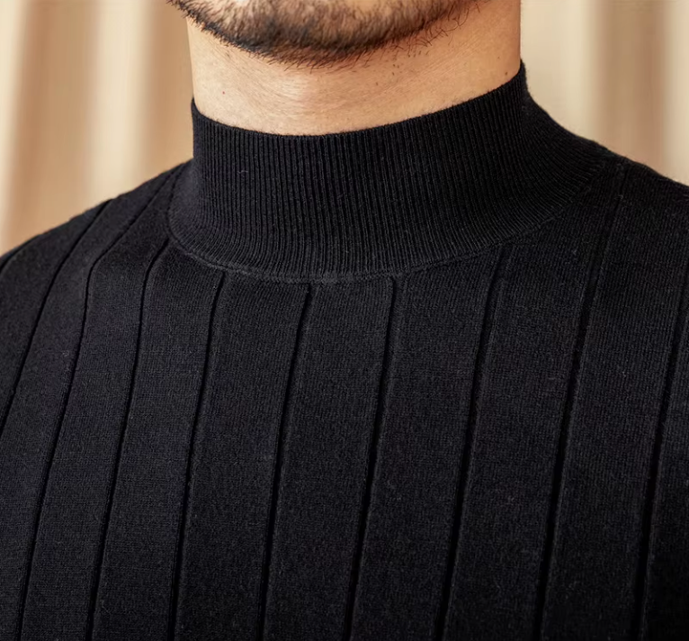 VIOLA MOCK NECK SWEATER