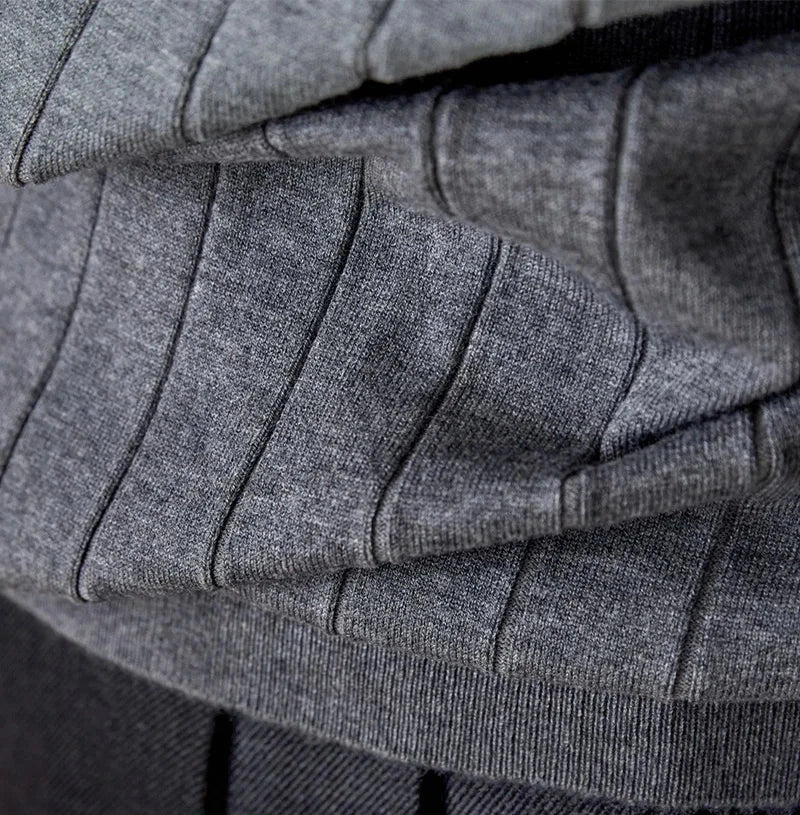 VIOLA MOCK NECK SWEATER
